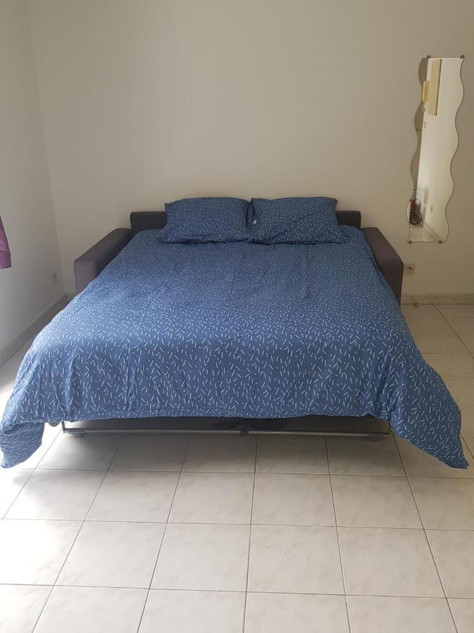 Appart F1 Entier Avec Parking Securise Appartement Nice